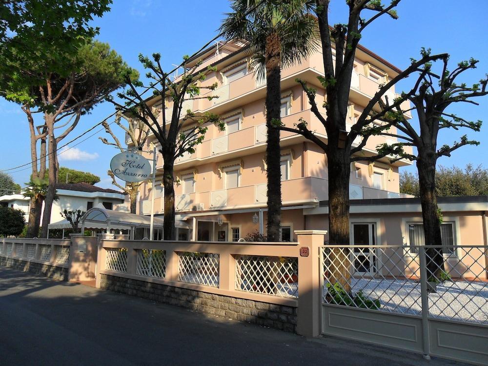 Hotel Azzurra Марина-ди-Пьетрасанта Экстерьер фото
